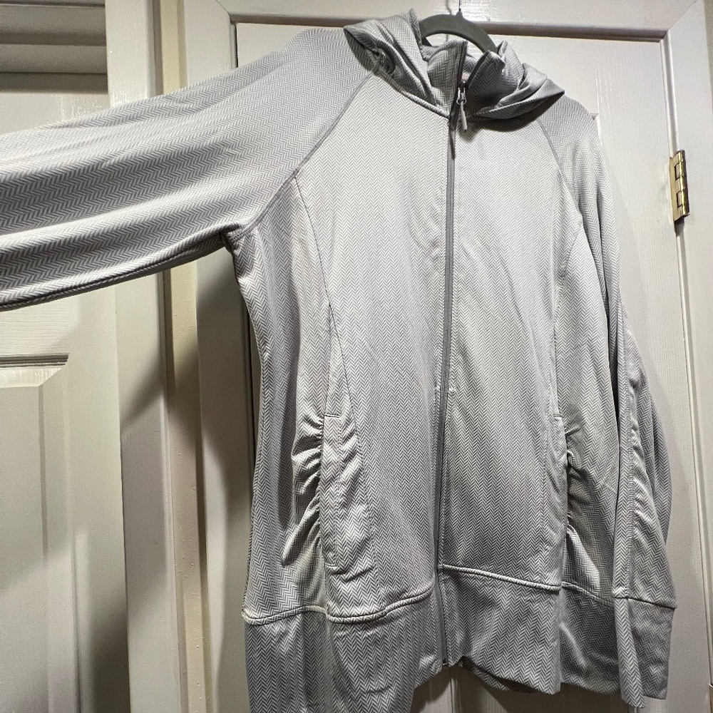 Mondetta Women’s Lightweight Hoodie - White/Silver - XXL - EUC